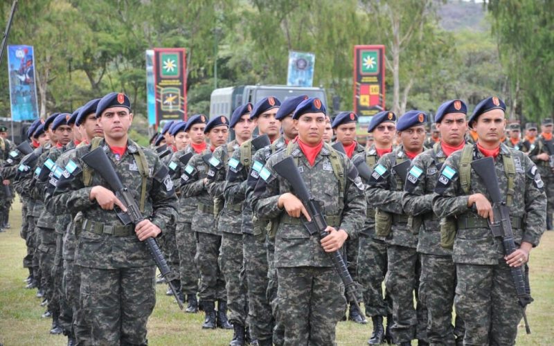 ¿Pueden las Fuerzas Armadas influir en el voto en Honduras?