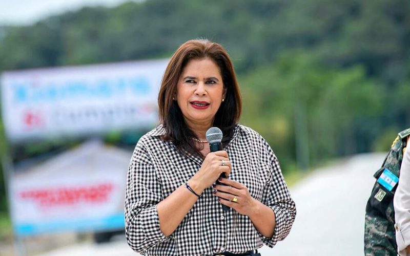 Rixi Moncada en picada: ¿Fraude de LIBRE en las encuestas?