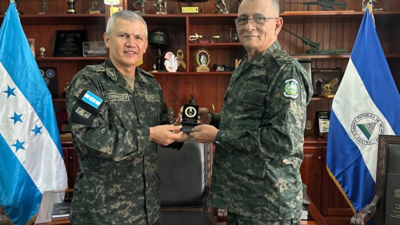 Crisis en Honduras: Hostigamiento a la Prensa y Boicot Militar Ante Elecciones